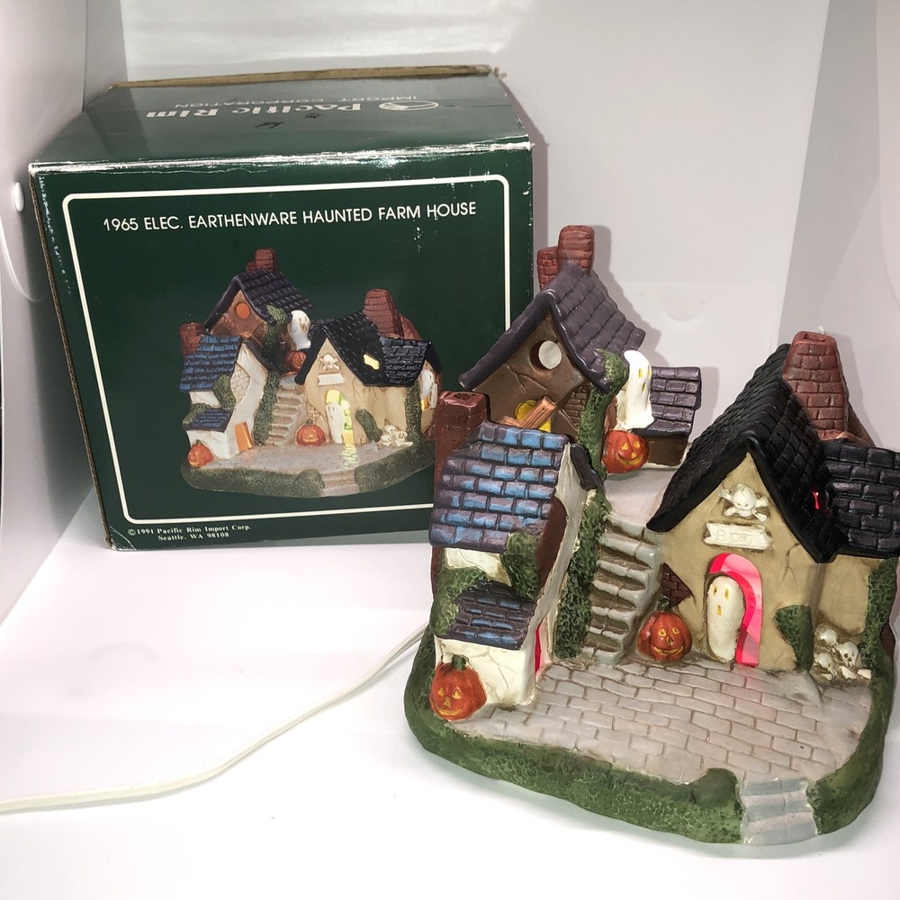 Vintage Pacific Rim Halloween 1965 Haunted Farm House Electric Lights